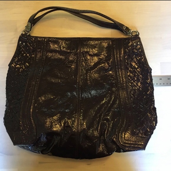 Purple crinkle patent leather Handbag - Picture 5 of 6